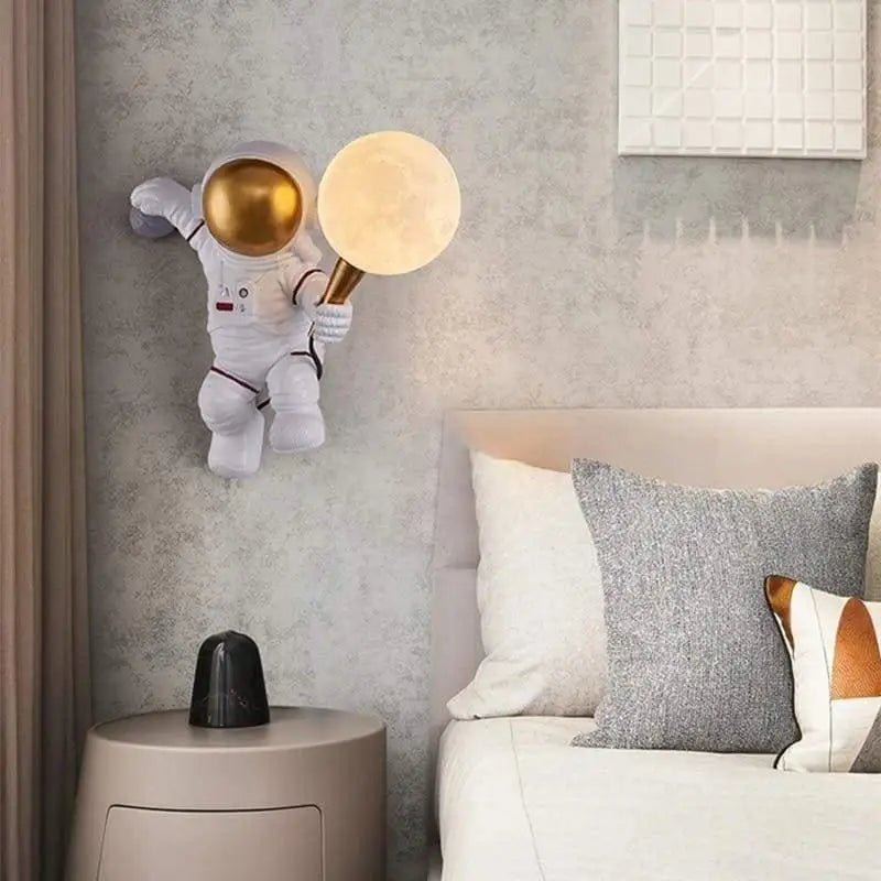 Applique Murale Astronaute Blanche au Design Moderne