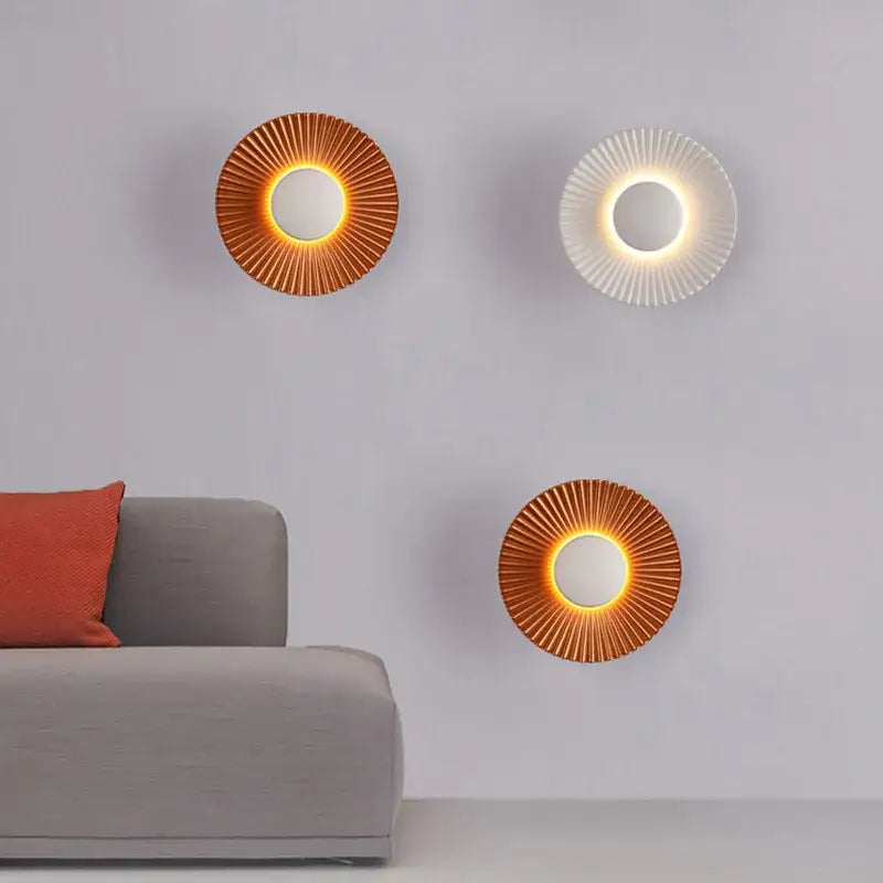 Applique murale orange en verre au design cannelé