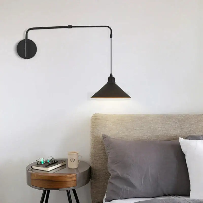 Applique murale scandinave avec bras ajustable et pivotable