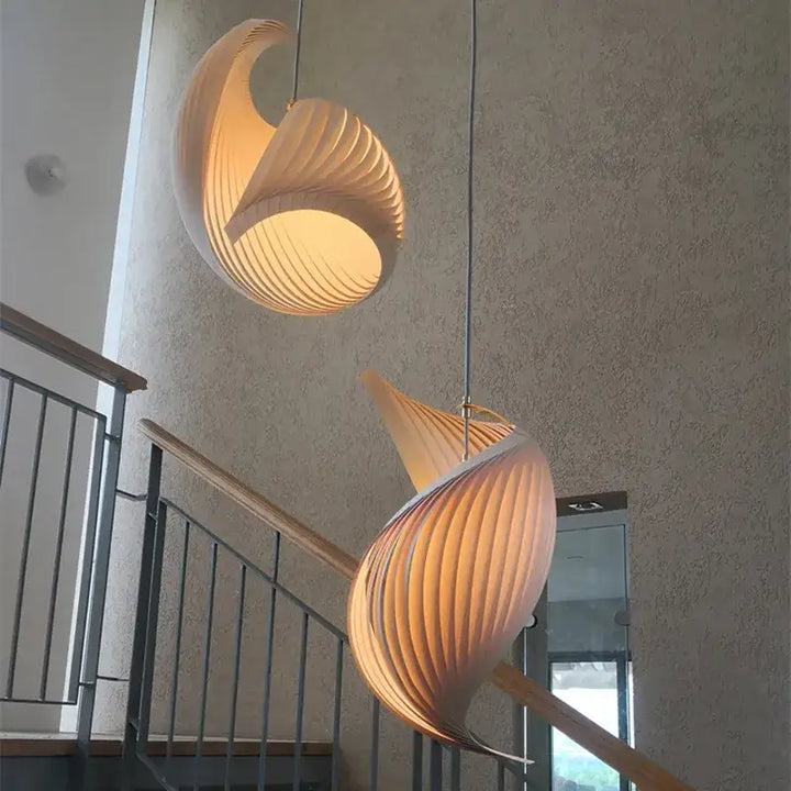 Suspension blanche forme organique design sculptural moderne