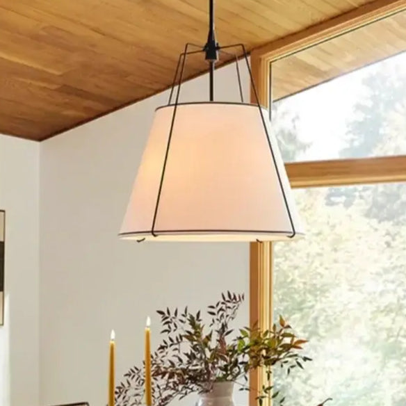 Suspension élégante en tissu pour salon ou chambre