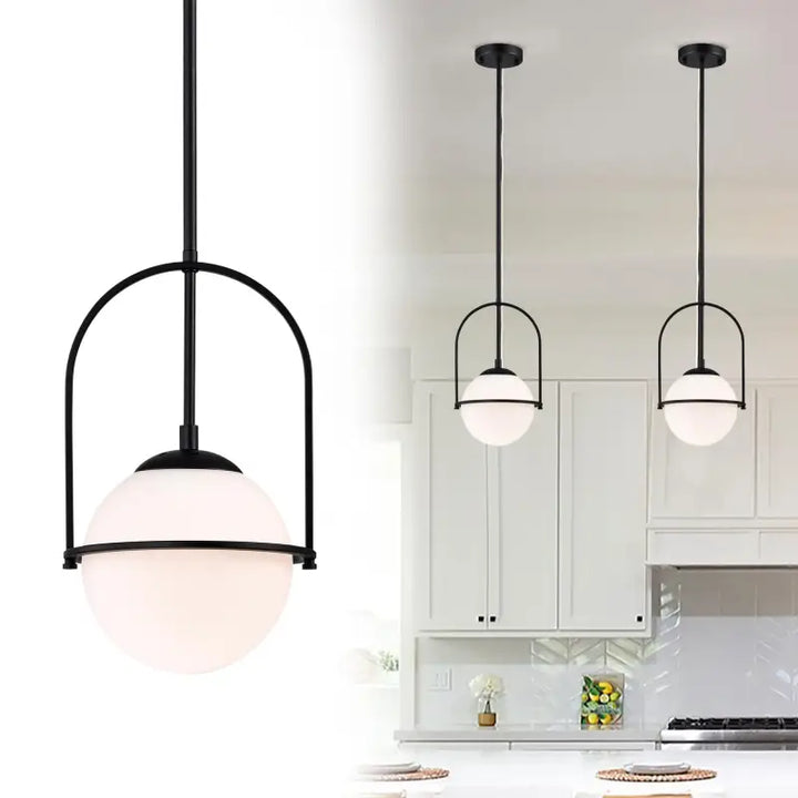 Suspension Globe Moderne Verre Opalin Structure Dorée Élégante