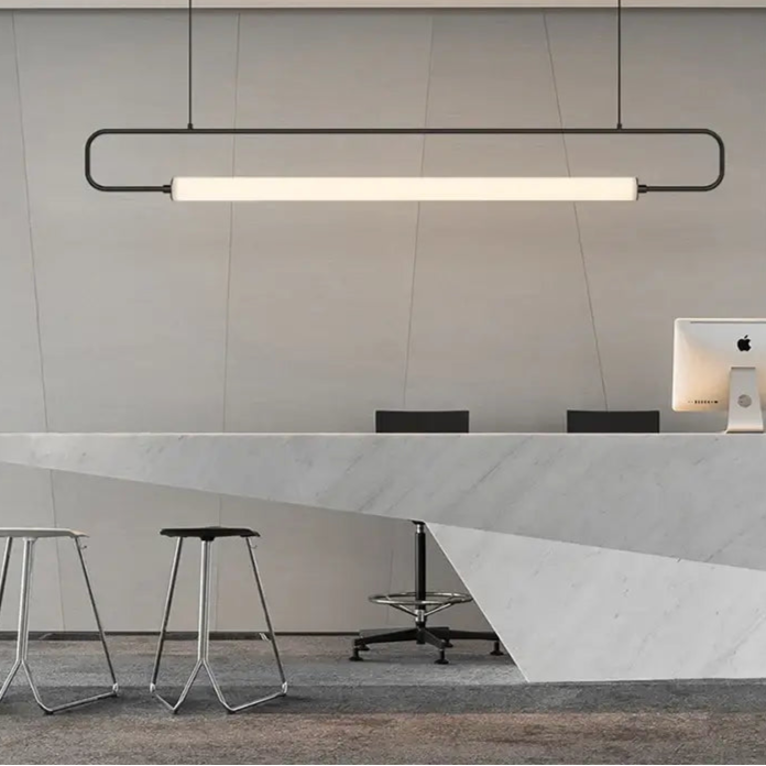 Suspension linéaire LED dorée minimaliste moderne