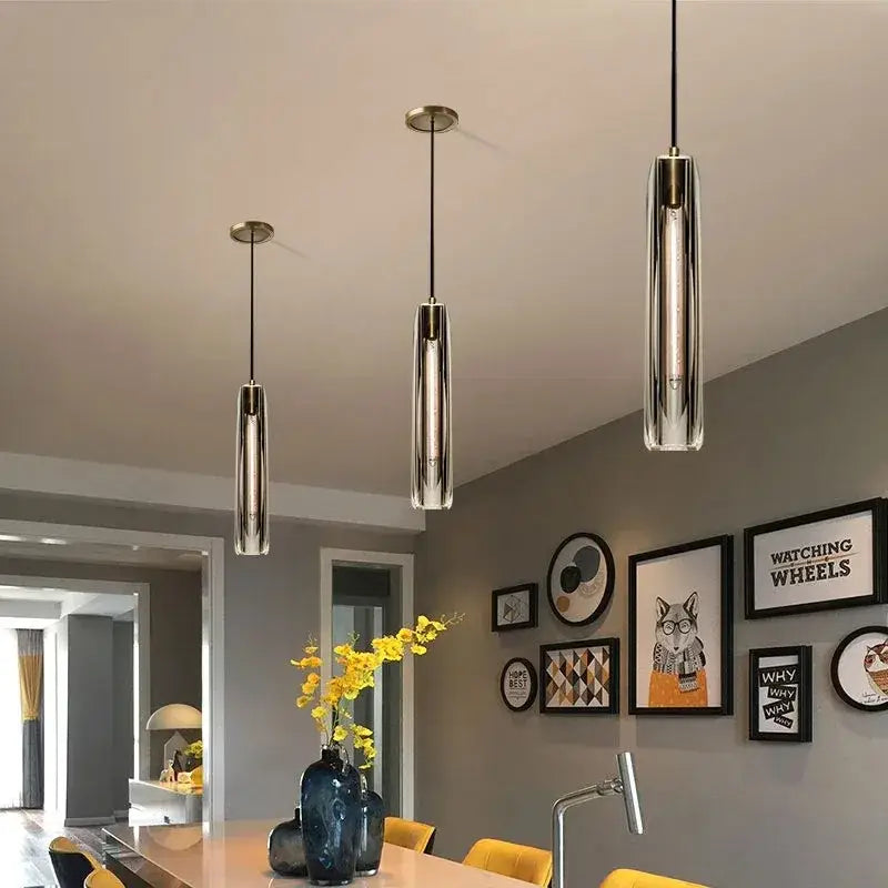Suspension Luminaire Tube Verre Sculpté Élégant Design