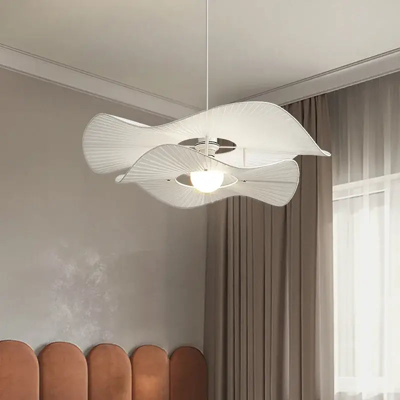 Suspension Ondulée Blanche Design Moderne Élégant et Aérien