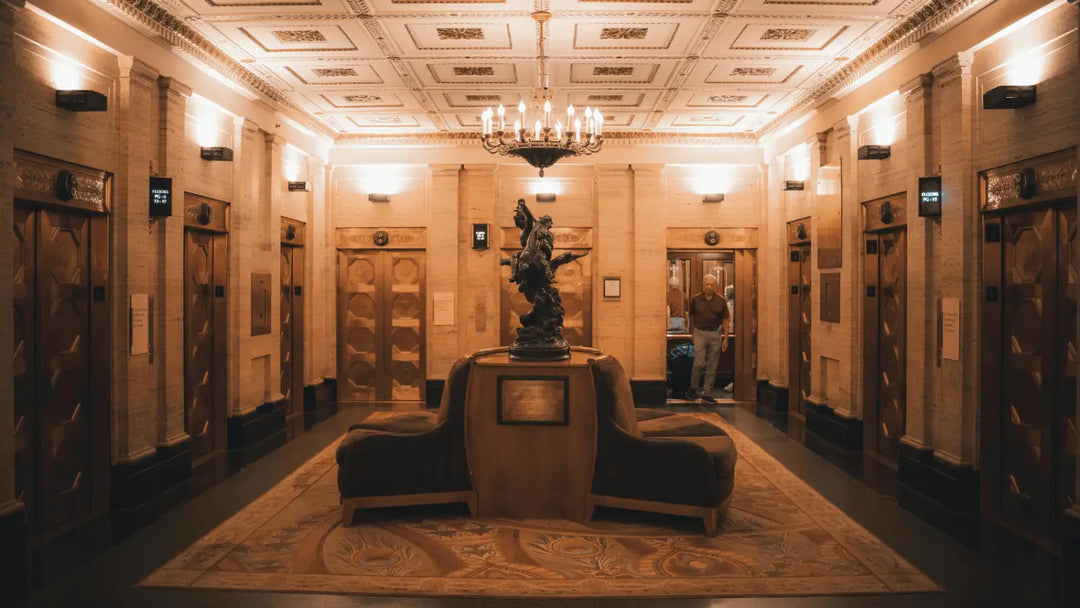 Comment choisir le plafonnier idéal pour votre intérieur ?