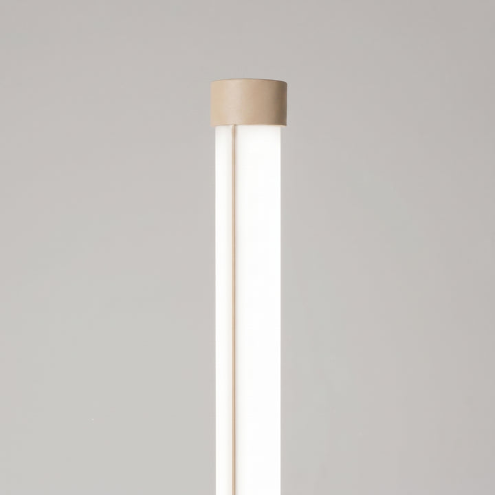 Lampadaire TRANG beige détail du sommet du tube