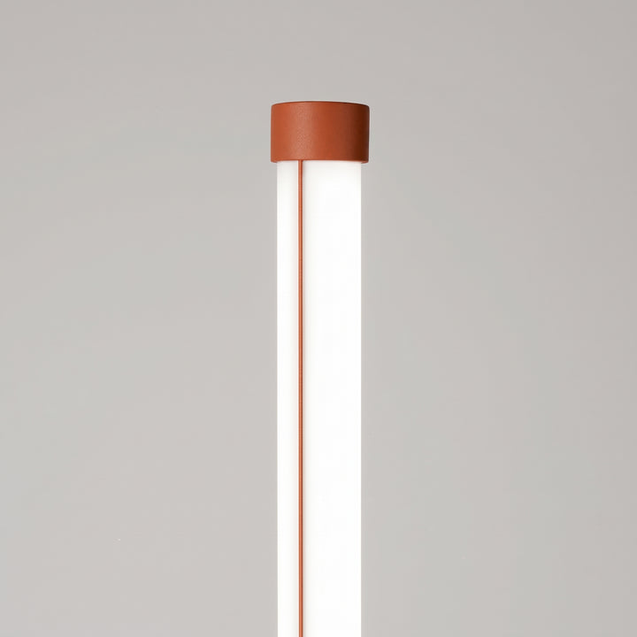 Lampadaire TRANG ocre rouge détail du sommet du tube