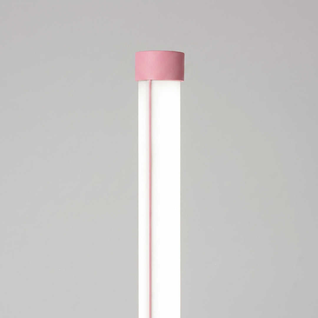 Lampadaire TRANG rose détail du sommet du tube