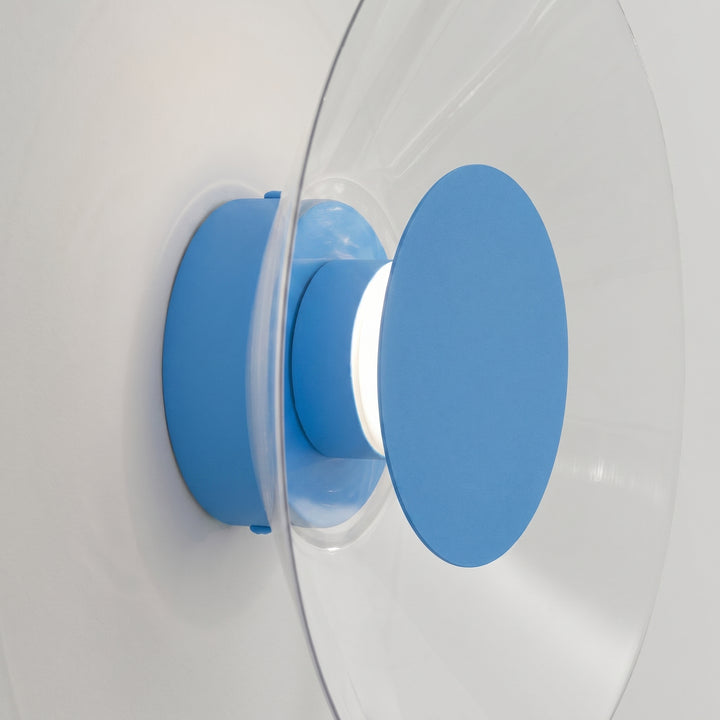 Applique murale ASTRO bleu clair vue de profil, disque transparent