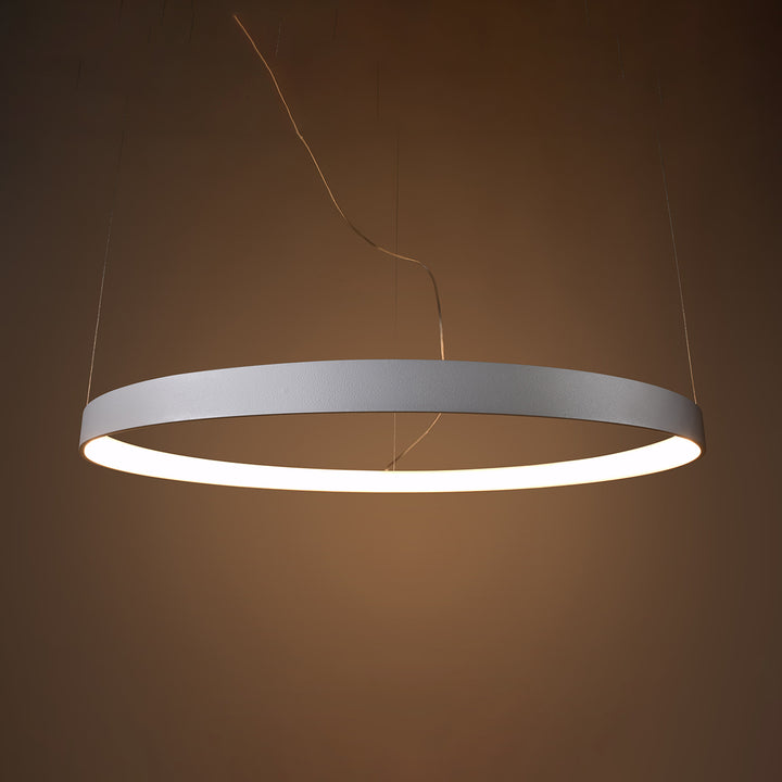 Lustre anneau RIO noir allumée, suspendu
