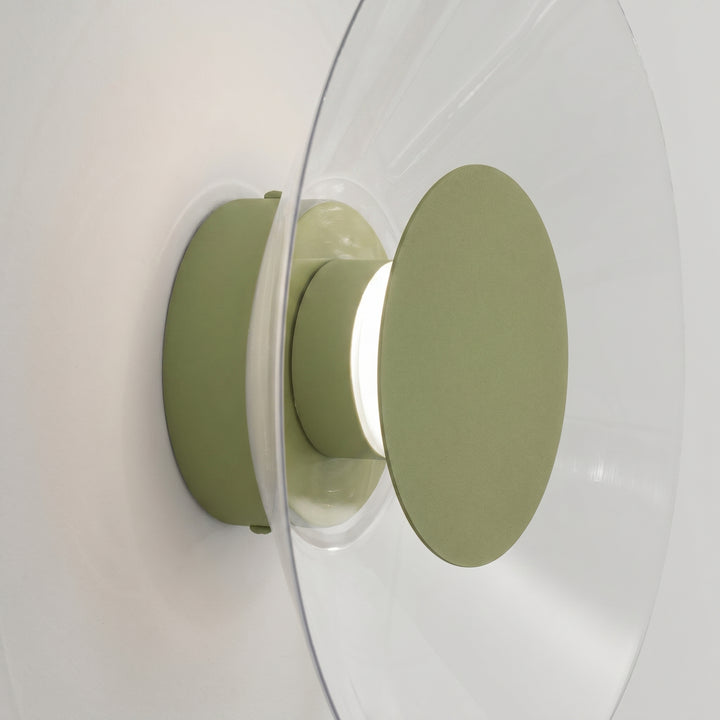 Applique murale ASTRO vert olive vue de profil, disque transparent