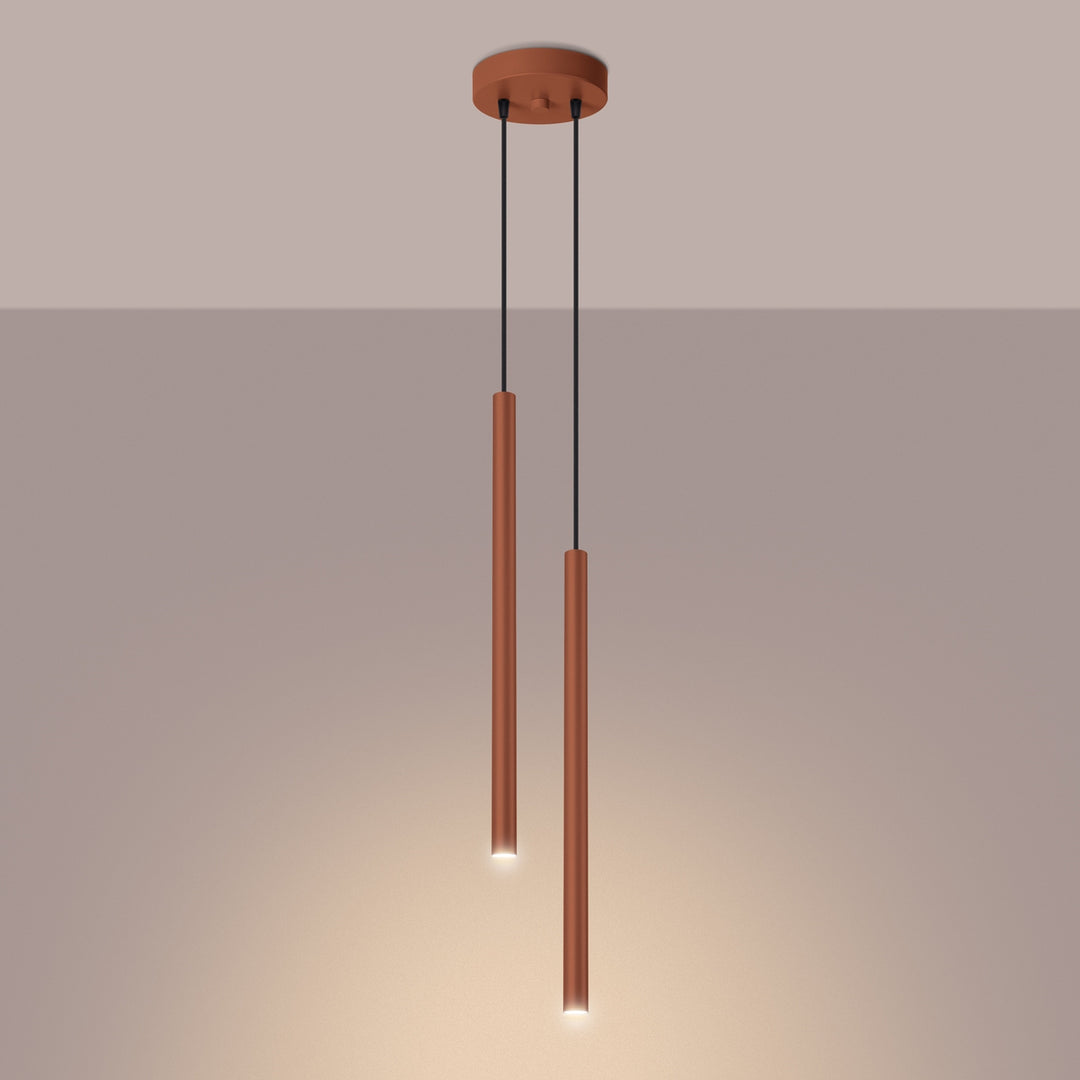 Suspension tube fin ocre rouge allumée