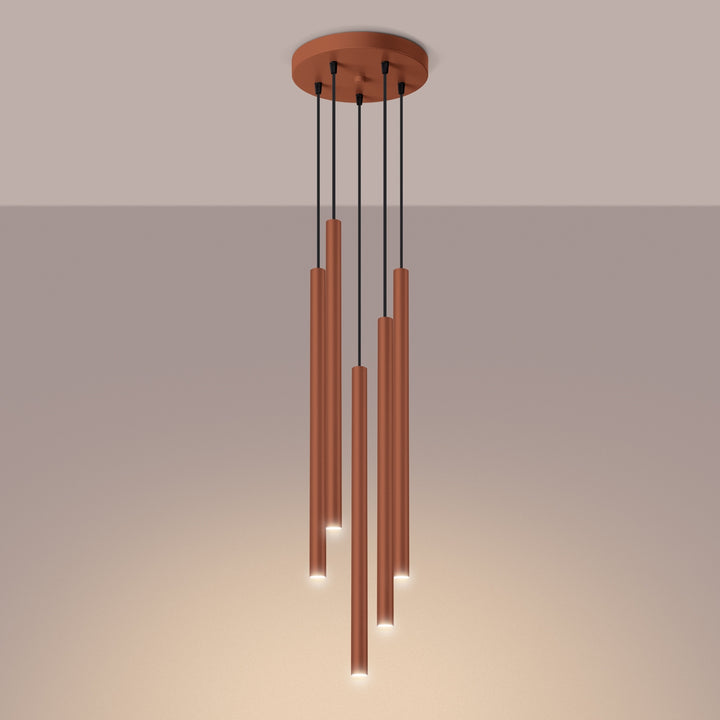 Suspension tube fin ocre rouge allumée