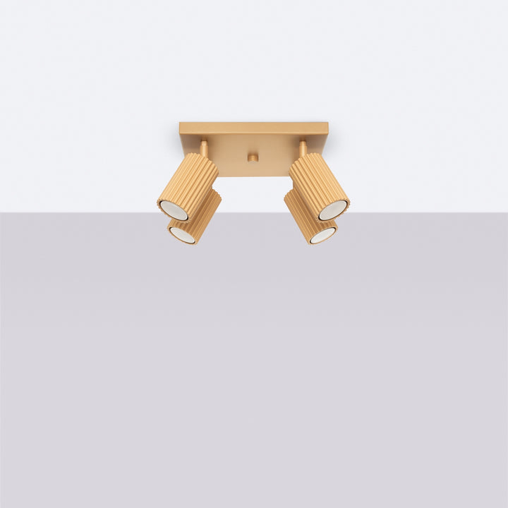 Luminaire Plafonnier doré éteinte, vue rapprochée