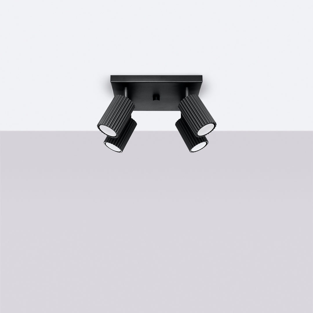 Luminaire Plafonnier noir éteinte, vue rapprochée