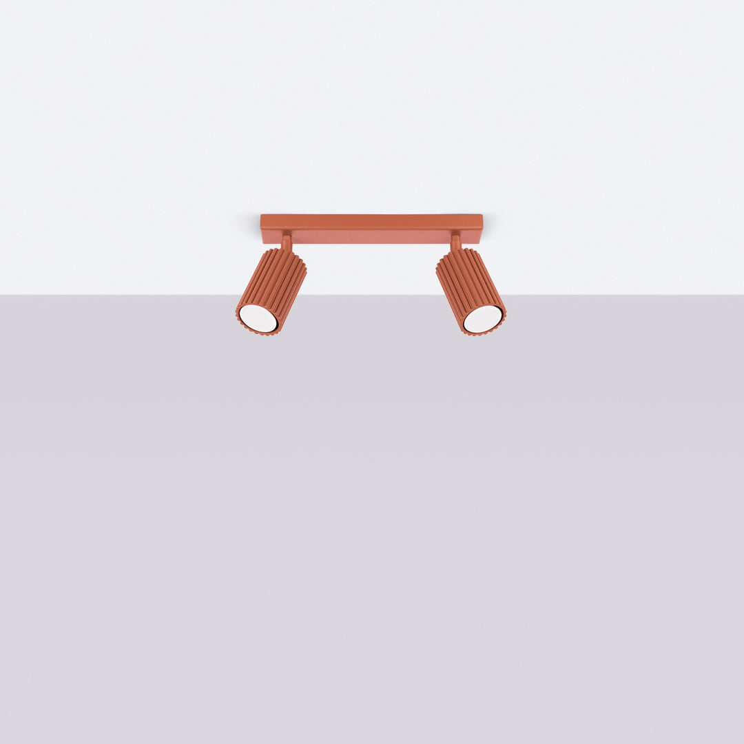 Luminaire Plafonnier ocre rouge éteinte, vue rapprochée