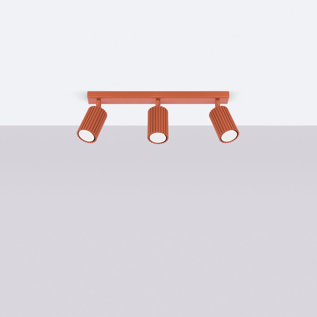 Luminaire Plafonnier ocre rouge éteinte, vue rapprochée