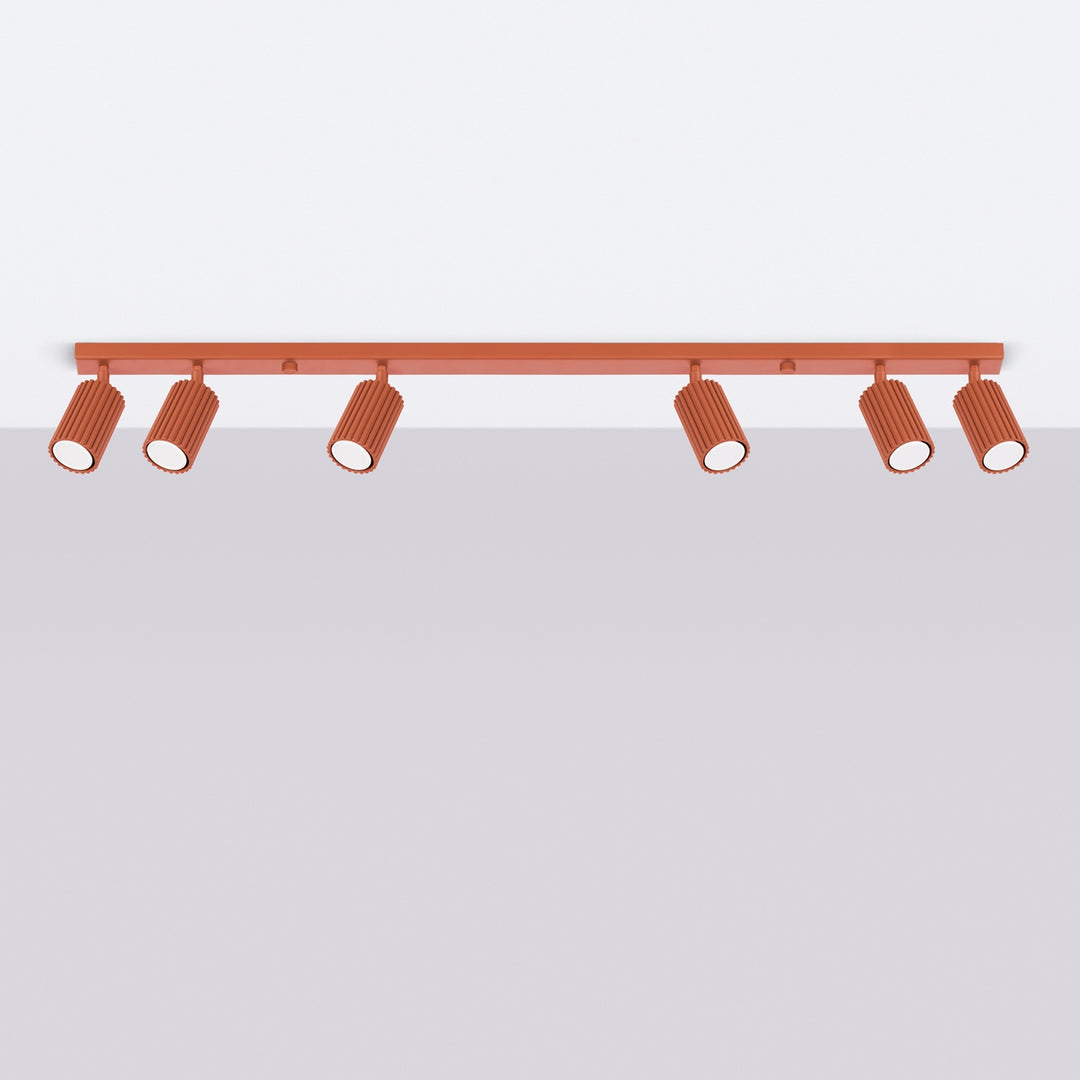 Luminaire Plafonnier ocre rouge éteinte, vue rapprochée
