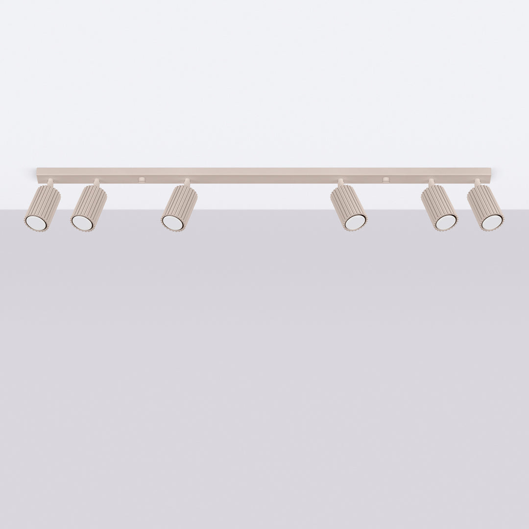 Luminaire Plafonnier taupe éteinte, vue rapprochée