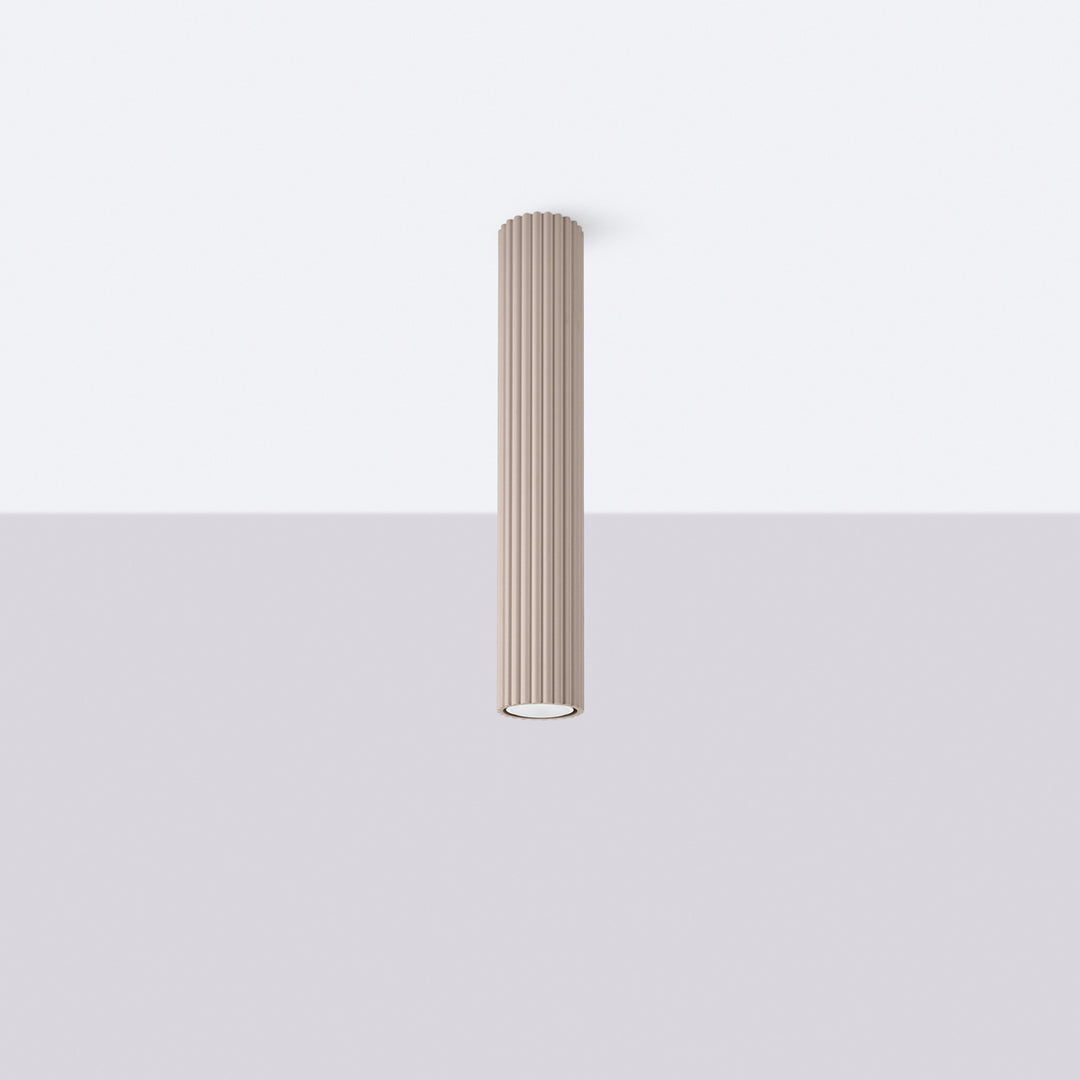 Luminaire Plafonnier taupe éteinte, vue rapprochée
