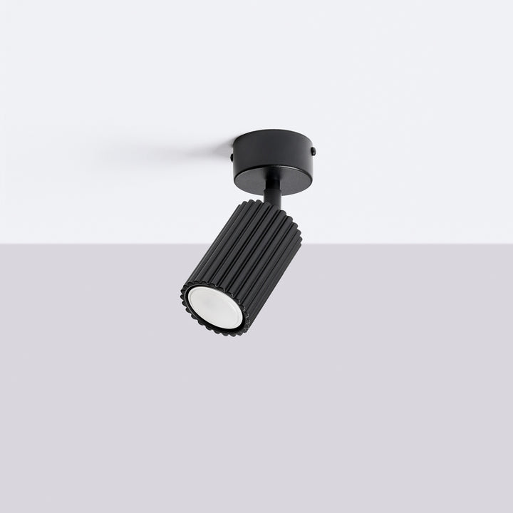 Luminaire Plafonnier noir éteinte, vue rapprochée