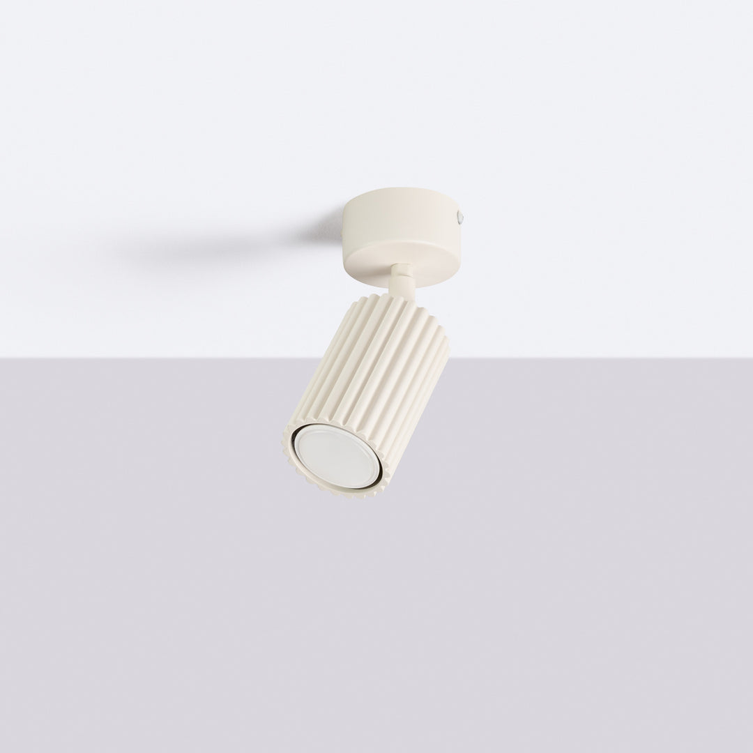 Luminaire Plafonnier beige éteinte, vue rapprochée