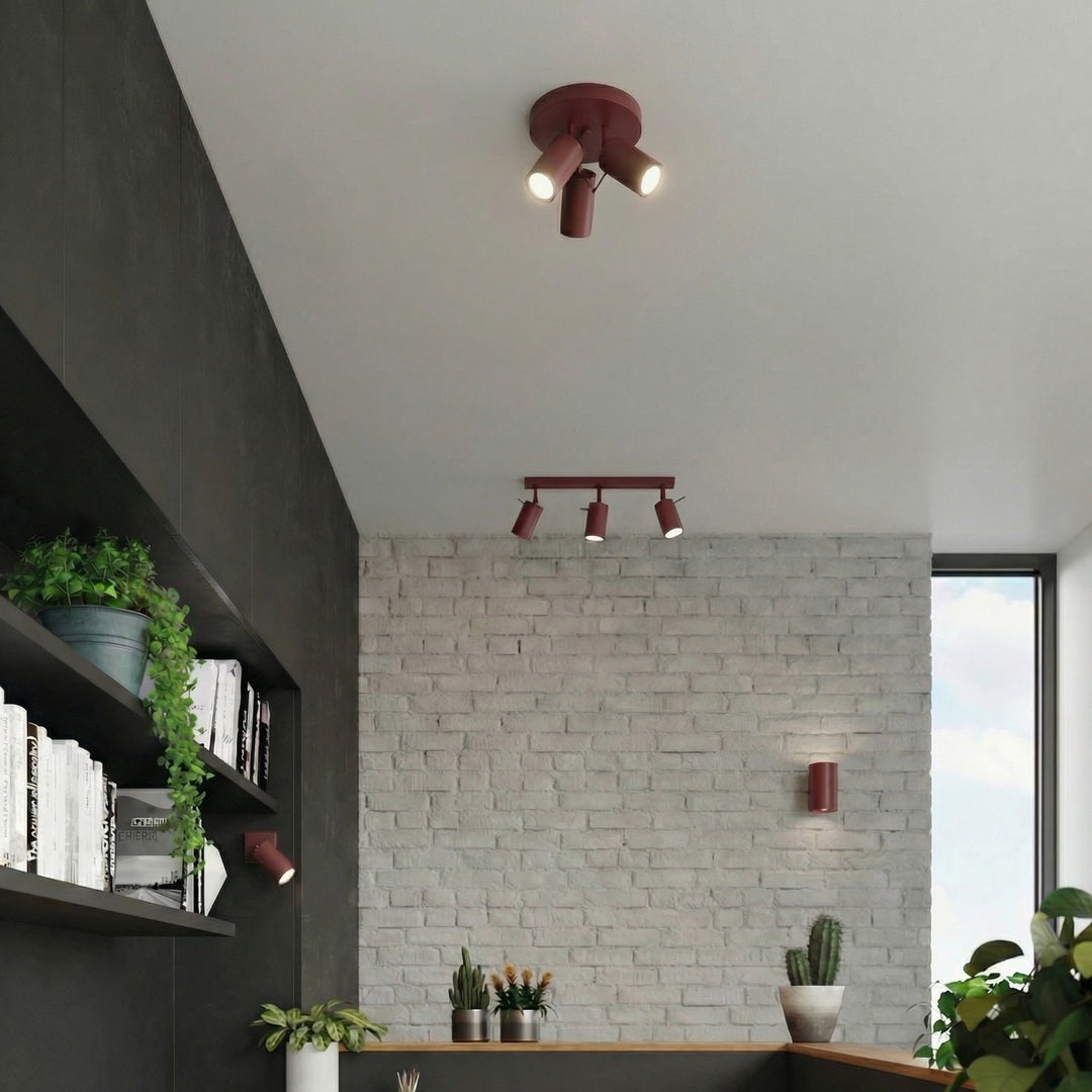Luminaire Plafonnier bordeaux dans un intérieur contemporain