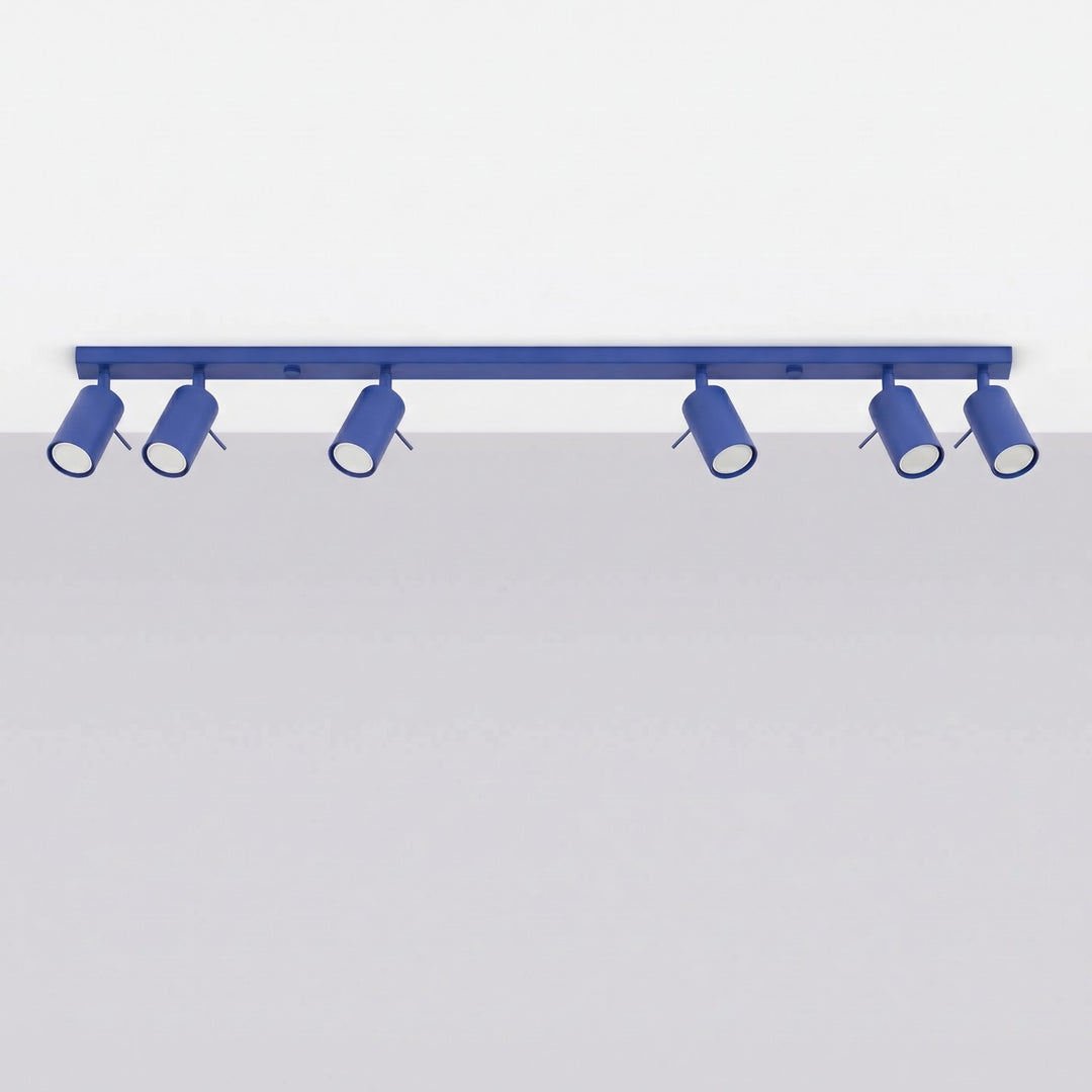 Luminaire Plafonnier outremer éteinte, vue rapprochée