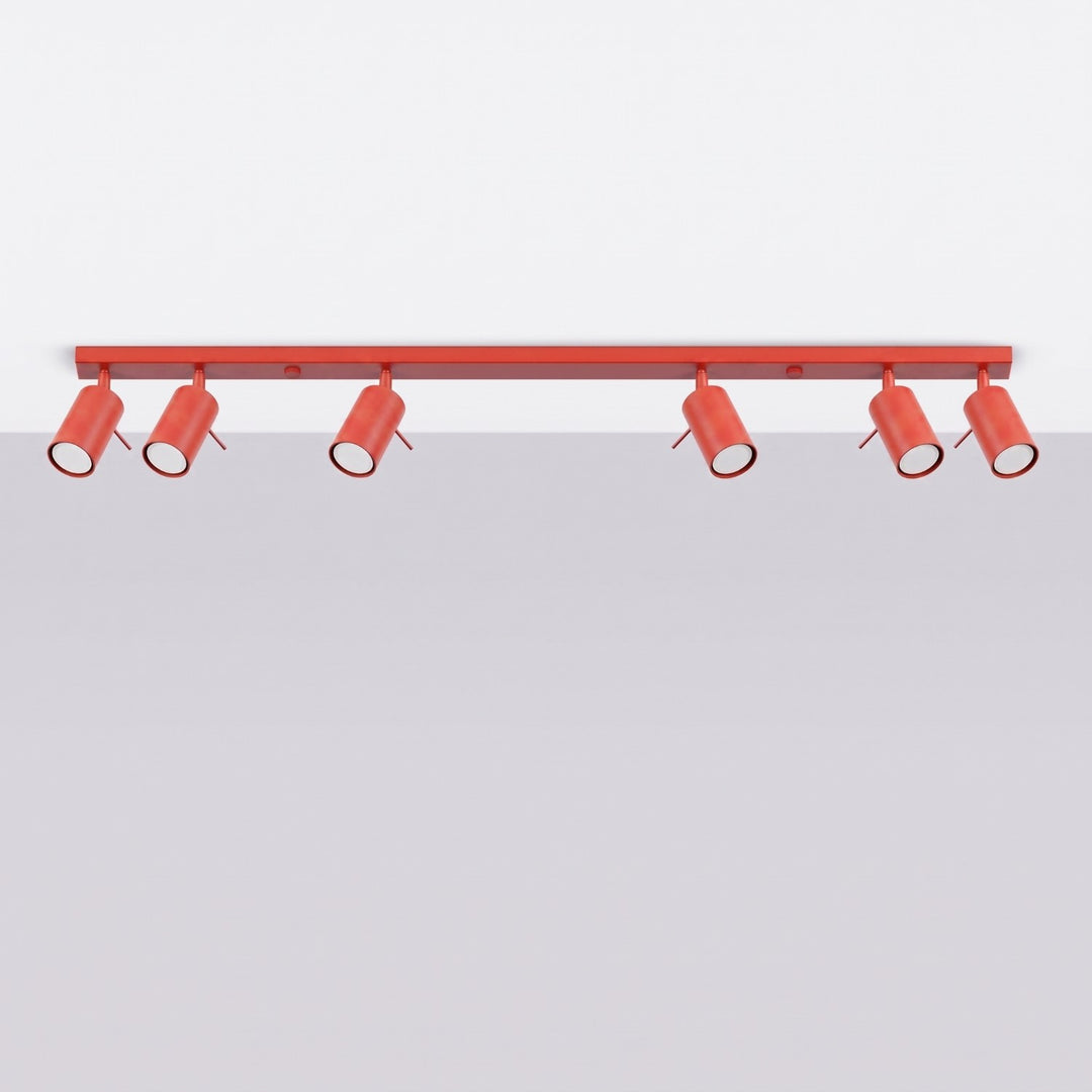 Luminaire Plafonnier rouge éteinte, vue rapprochée