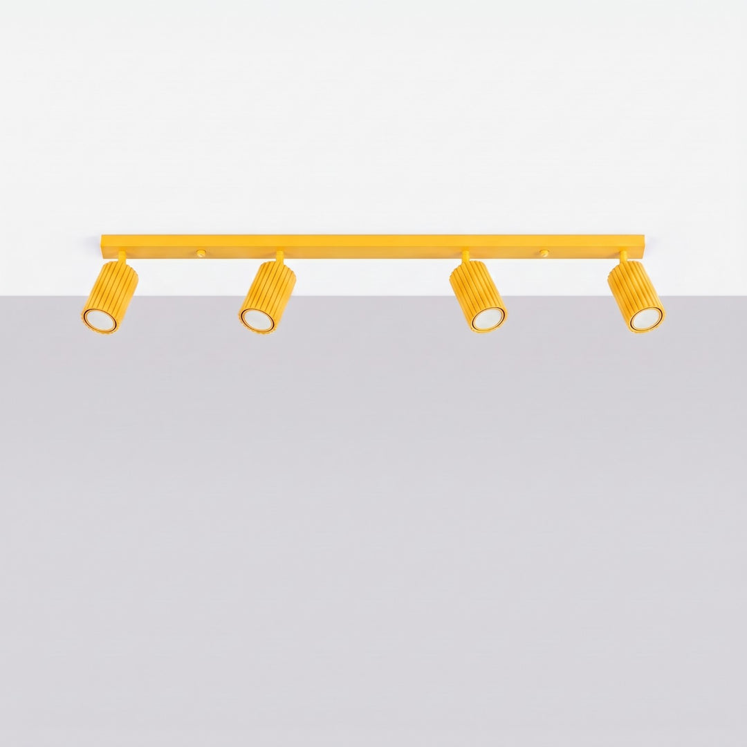 Luminaire Plafonnier jaune éteinte, vue rapprochée