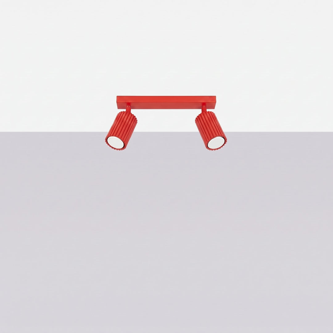 Luminaire Plafonnier rouge éteinte, vue rapprochée