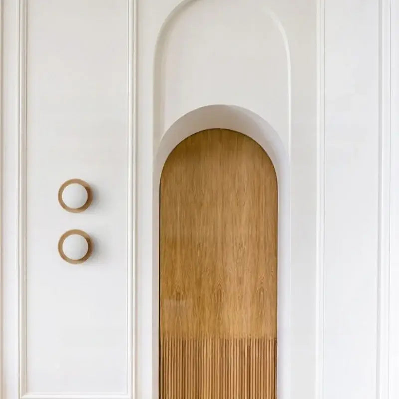 Plafonnier rond en bois design minimaliste au style scandinave