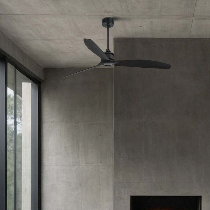 Ventilateur de plafond Just Fan noir en situation