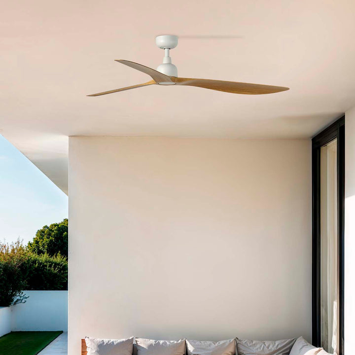 Ventilateur de plafond Outwood dans un intérieur