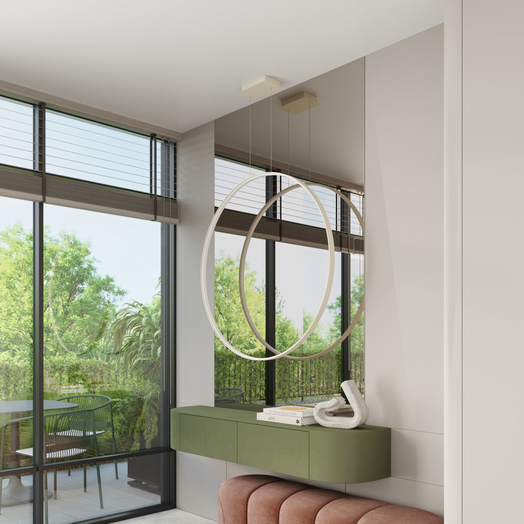 Suspension anneau RIO beige au-dessus d'une coiffeuse