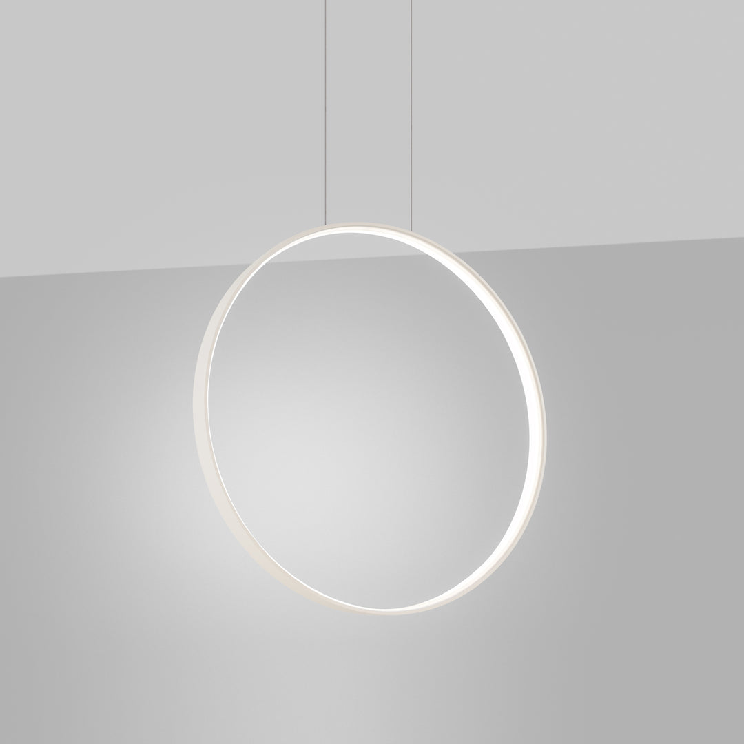 Suspension anneau RIO beige allumée, suspendue