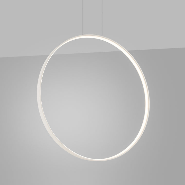 Suspension anneau RIO beige allumée, suspendue