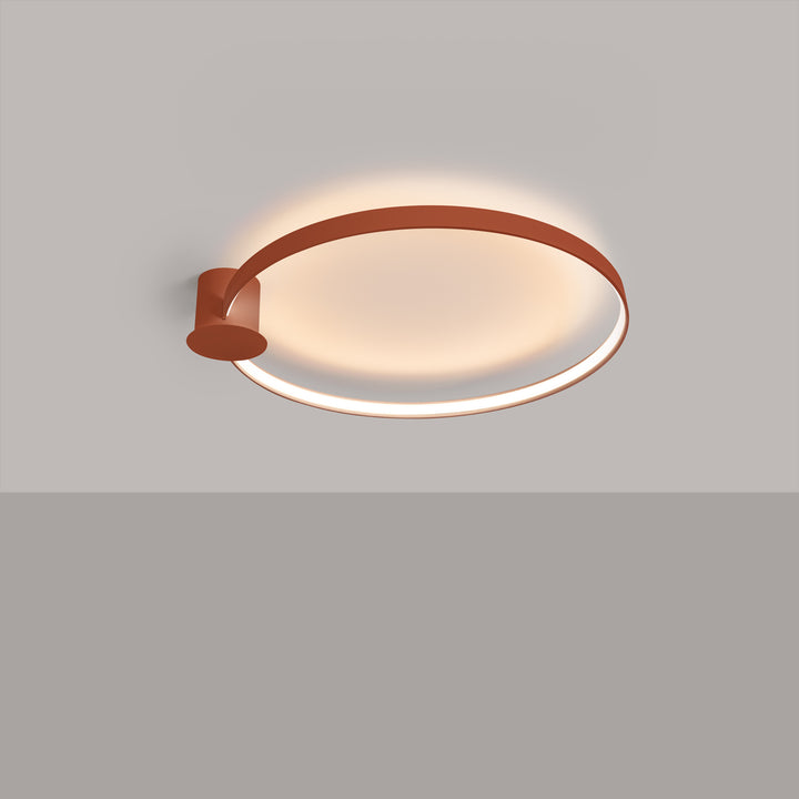 Plafonnier anneau RIO ocre rouge allumée, au plafond