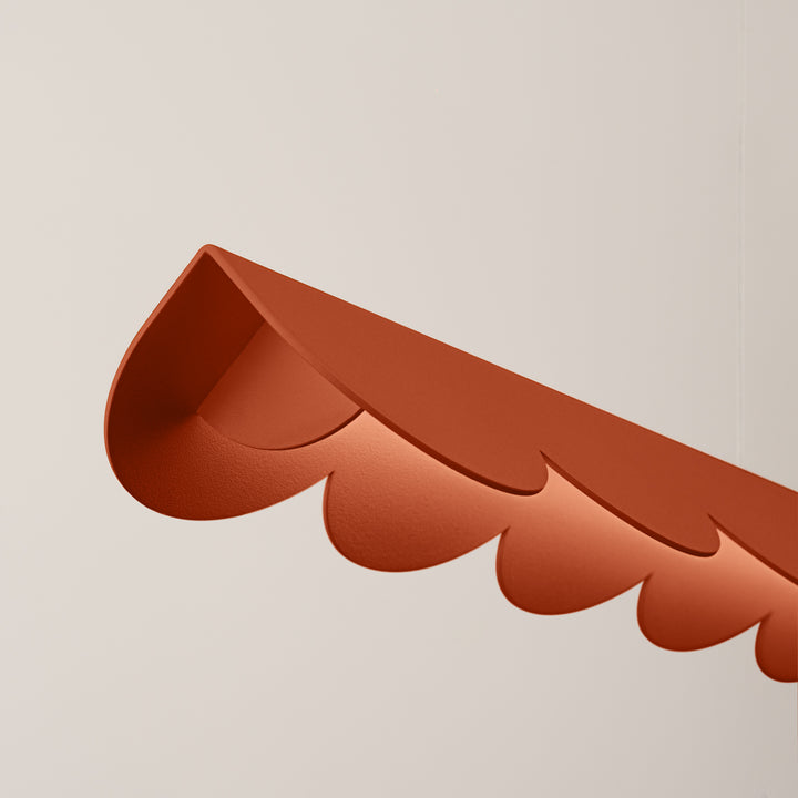 Suspension BISCUIT ocre rouge allumée, détail des festons