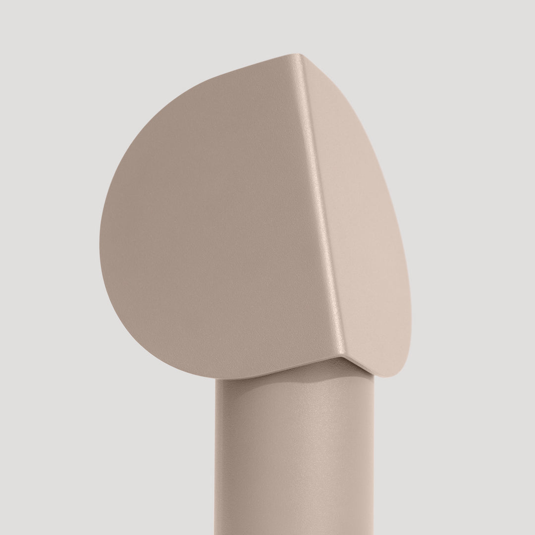 Lampe à poser BISCUIT taupe vue de face