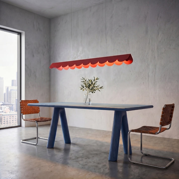 Suspension BISCUIT rouge dans un intérieur contemporain
