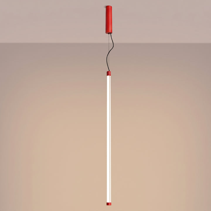 Suspension tube TRANG rouge allumée, suspendue