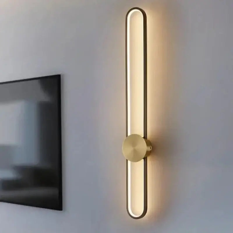 Applique murale led minimaliste avec détail doré au design épuré