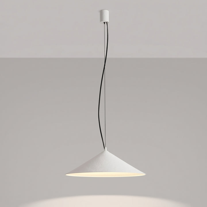 Suspension FINT blanc allumée, lumière vers le bas