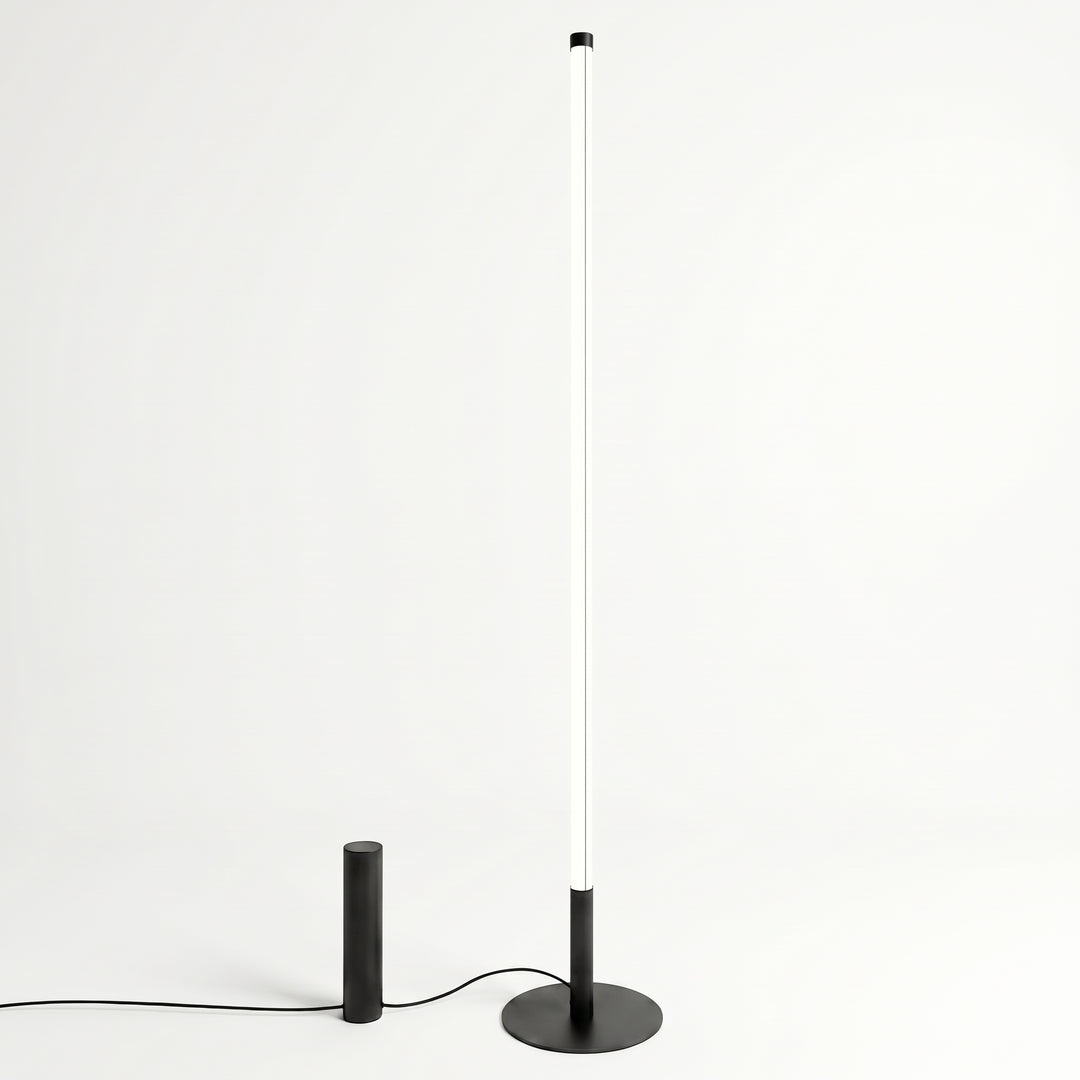 Lampadaire TRANG noir éteinte, vue d'ensemble
