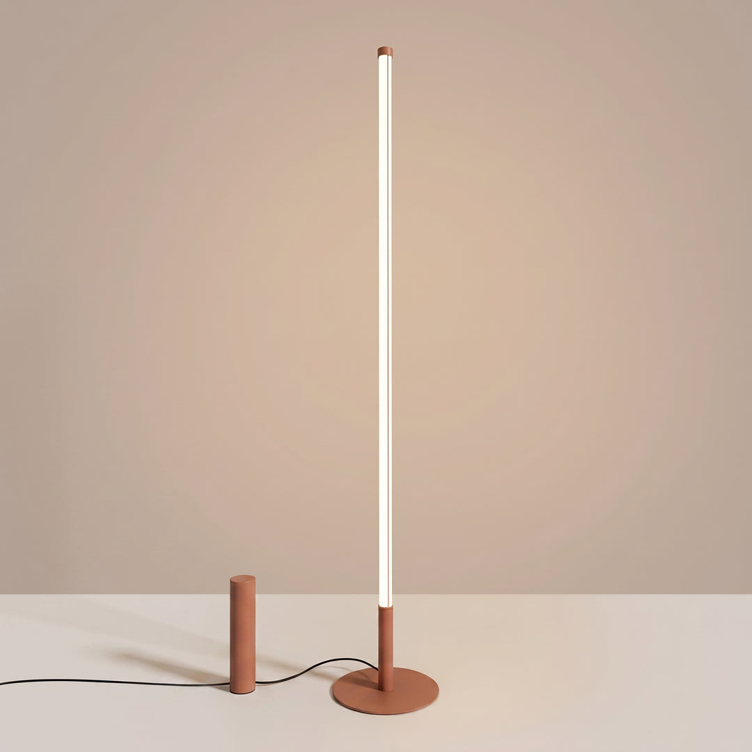 Lampadaire TRANG moka allumée, tube lumineux