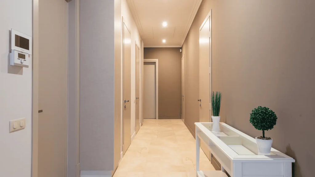 Tout savoir sur les appliques murales pour couloir