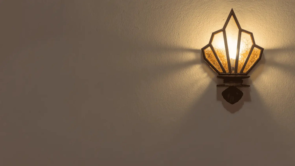 Tipos de apliques de pared metálicos