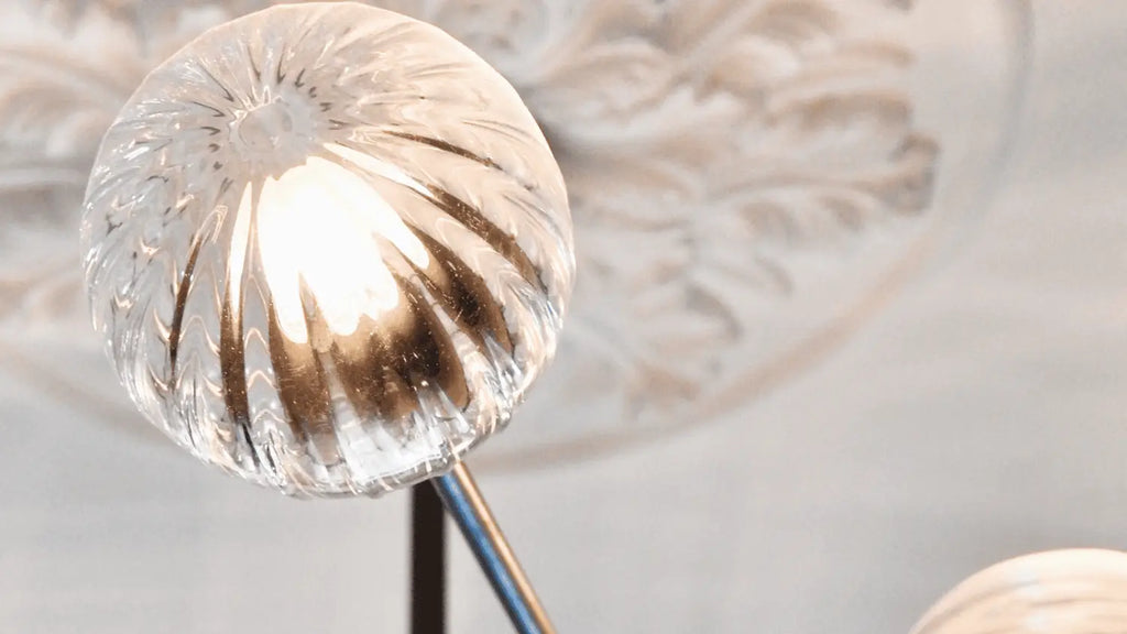 Tout savoir sur les plafonniers en verre
